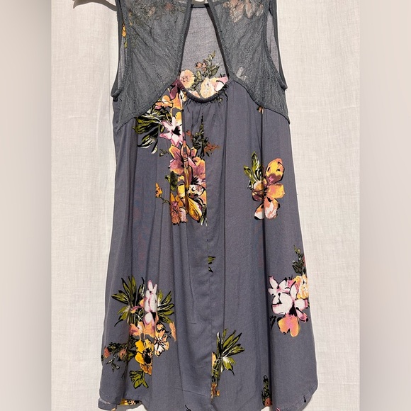 GYPSIES & MOONDUST - Women’s SHIFT Dress Floral Sz M - GRAY - Picture 13 of 13